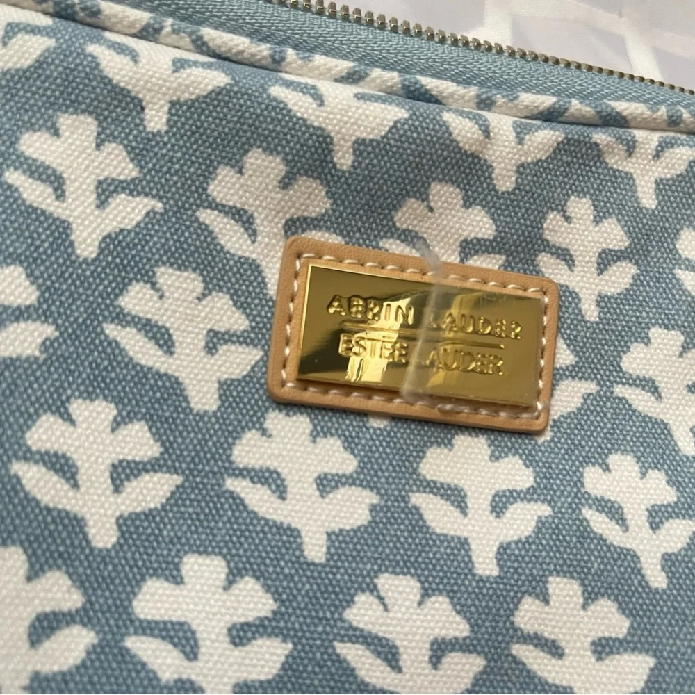 Aerin Estée Lauder Blue White Block Print Cosmetic Travel Bag NWOT